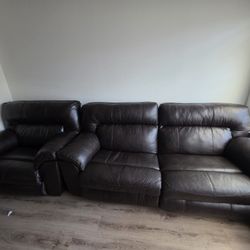 Dark Brown Reclining Couch Set (Vinyl)