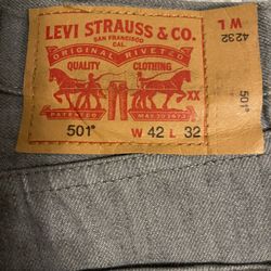 Brand new grey 501’s size 42x32 (SEND OFFERS)