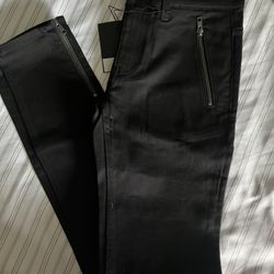 31 X 34 Women’s BLK Jeans 