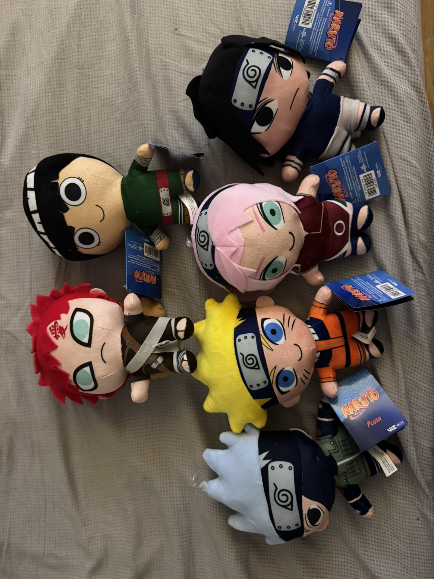 New officially licensed Naruto plushies