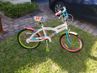 Girls 20 inch Avigo LittleMissMatched Bike for Sale in West Palm Beach FL OfferUp