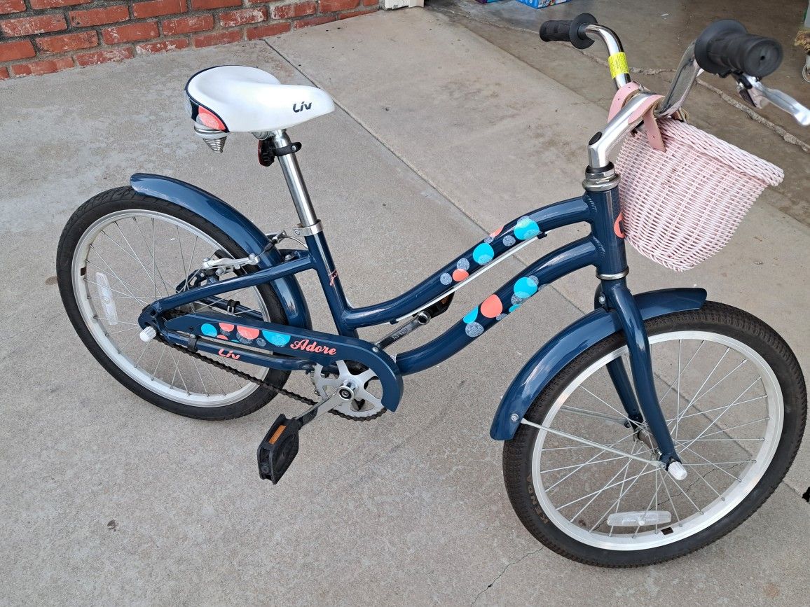 Liv Adore Girl's Bike 20