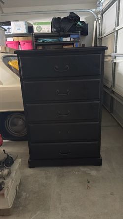 Dresser