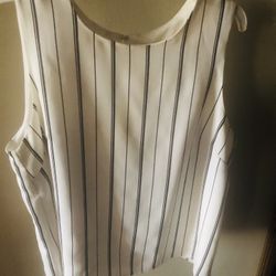 New With Tag Lined White With Black Stripes Shell Sz l