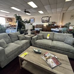 2pc Sofa And Love Seat 