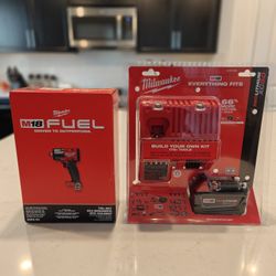 M18 FUEL GEN-2 18V Lithium-Ion Brushless Mid Torque 1/2in Impact Wrench F Ring Starter Kit