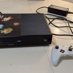 Xbox One 2 Games And One Controller And Power Cord