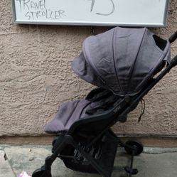 Very Lightweight Travel Stroller 