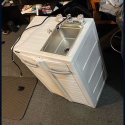 PORTABLE SINK 