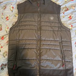 ariat vest