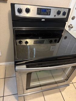 trabaja muy bien únicamente el horno no le funciona
