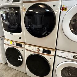 NEW SAMSUNG STEAM WASHER AND DRYER SET