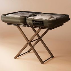 Luxury Expandable Luggage Rack