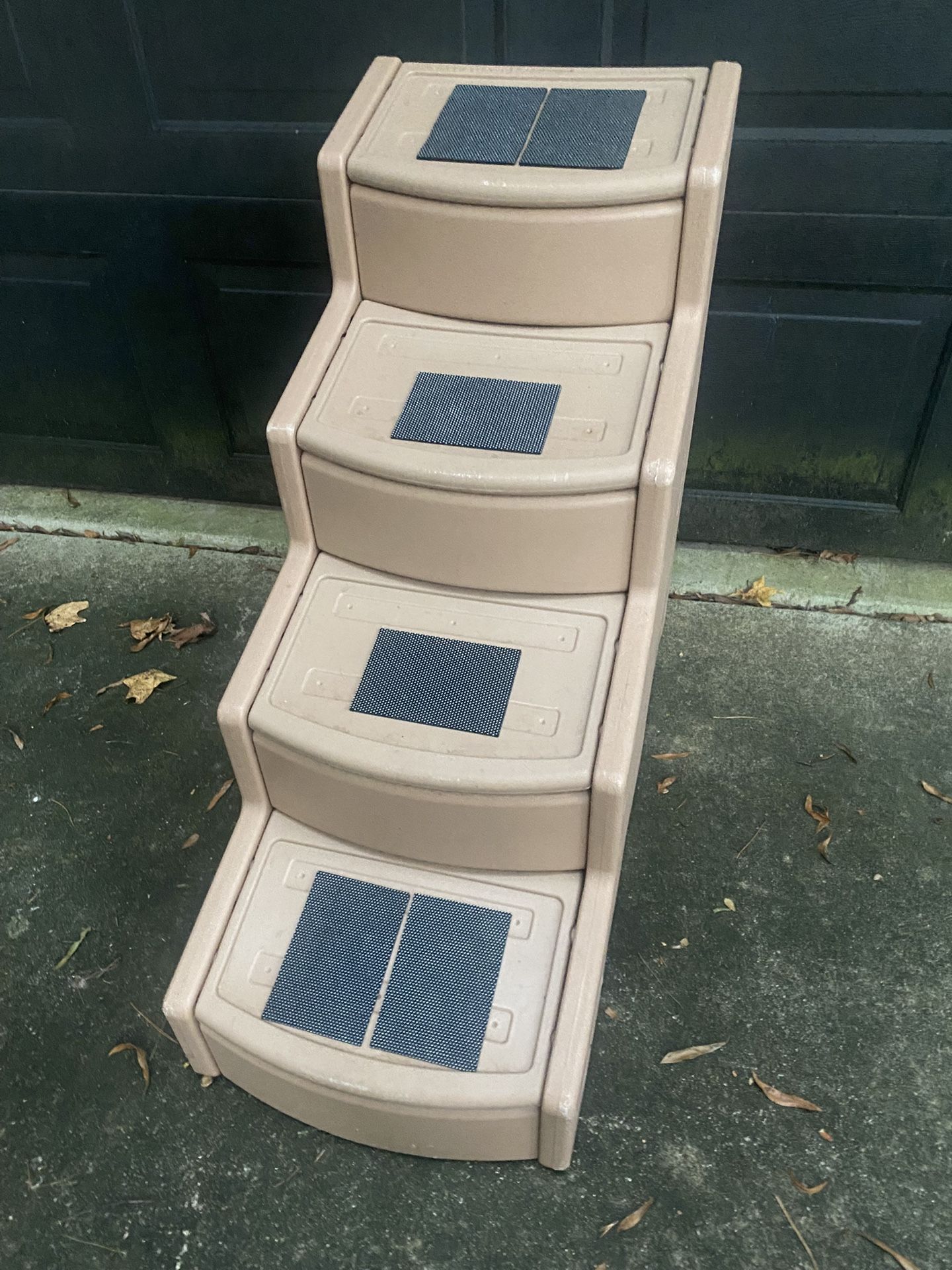 DOG STEPS