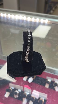 18k Tennis Bracelet ‼️ASK FOR DIANA‼️