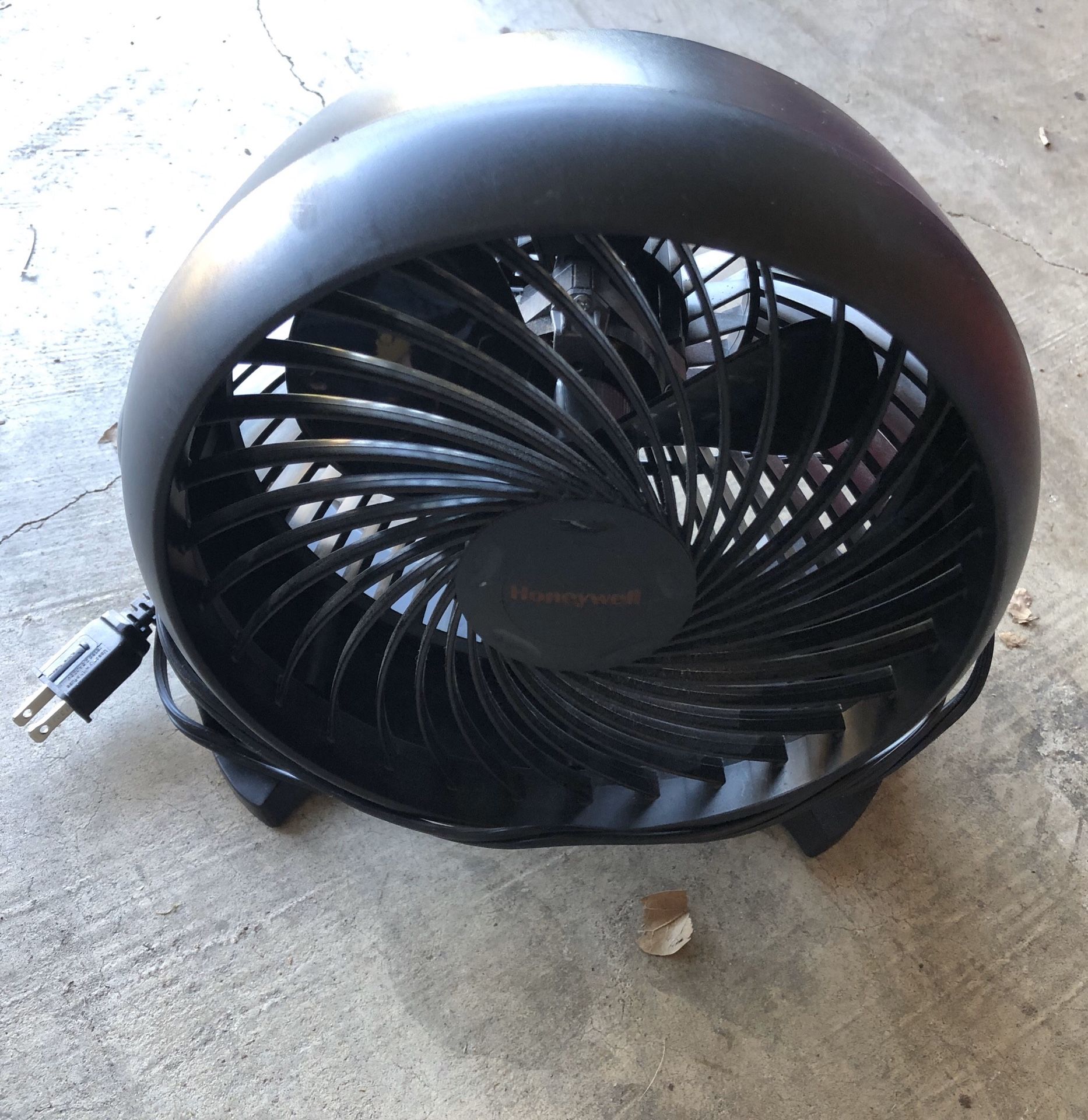 Honeywell Table Air Circulator Fan