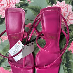 Magenta Heels, Strappy & Sexy 