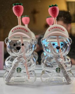NEW Starbucks Strawberry Bearista Cup 2026 Tags Attached