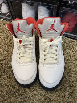 Jordan 5 Fire Red 