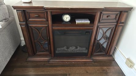 Tv stand with fire place n LED lights