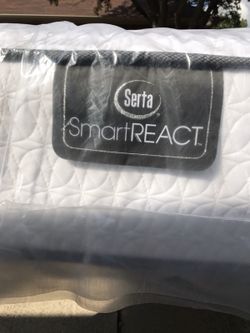 Serta Smart REACT Queen with Boxspring for Sale in Garland TX