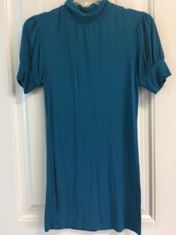 Kensie- teal short sleeve tunic- Size medium