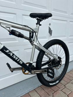 Jamis Dakar Mountain Bike