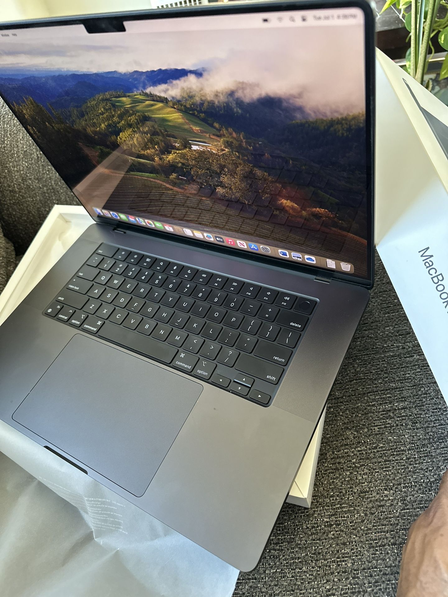 MacBook Pro 16”