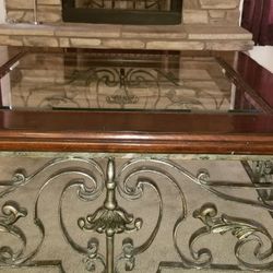 Leather   sofa And Table 