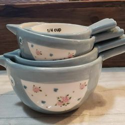 Ceramic measuring cup set