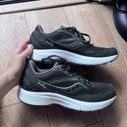 saucony cohesion Women’s 8.5