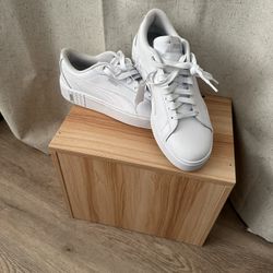 Puma White Women Snickers Size 10 Brand  New