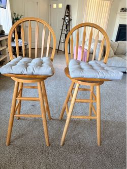 Wood Swivel Bar Stools Set of 2