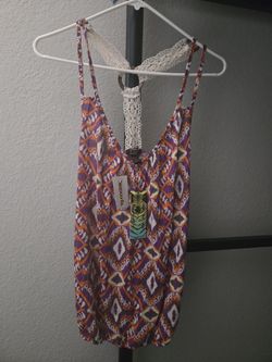 Womens Tank Top Size L NWT