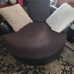 Oversized chair
