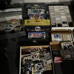 Sports cards, basketball baseball and some football. This is a collection pull out of a storage unit selling altogether.