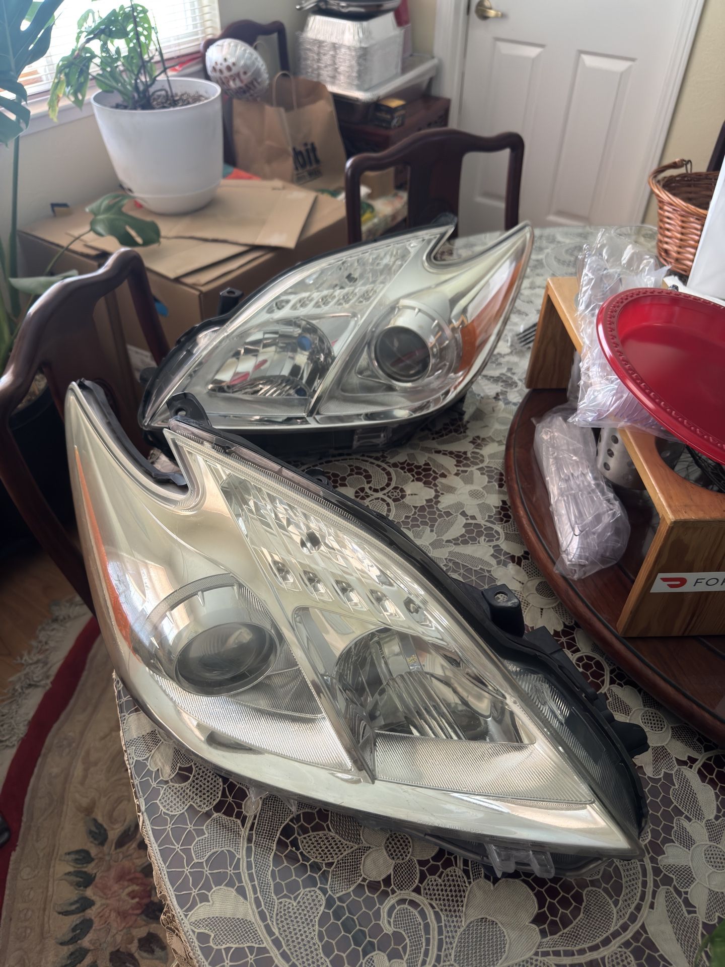 2013 Toyota Prius headlights