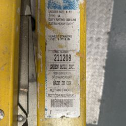 8 ft Green Bull Fiberglass Step Ladder - 300 lb Rated (Type IA) - $90 obo