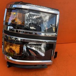 2014 2015 CHEVROLET SILVERADO 1500 LEFT DRIVER HALOGEN HEADLIGHT OEM (contact info removed)3
