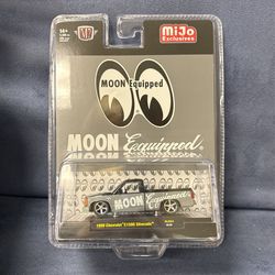 Moon Equipment Mooneyes M2 1990 Chevy C1500 Silverado