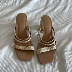 Women’s Universal Thread Size 9 Heels