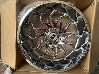4 new 26x14 Wheels only chrome