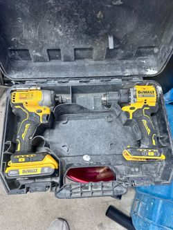 20Volt DEWALT and MAKITA TOOLS