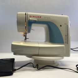 Singer Simple 3116 White Portable Household Sewing Machine W/ Pedal