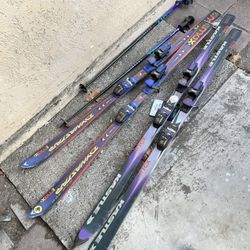 Skiis