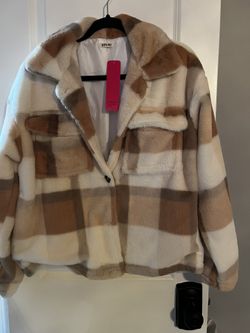 Cute Coat Sz Medium New 
