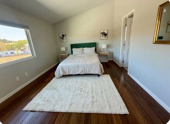 Queen Bed & Matress