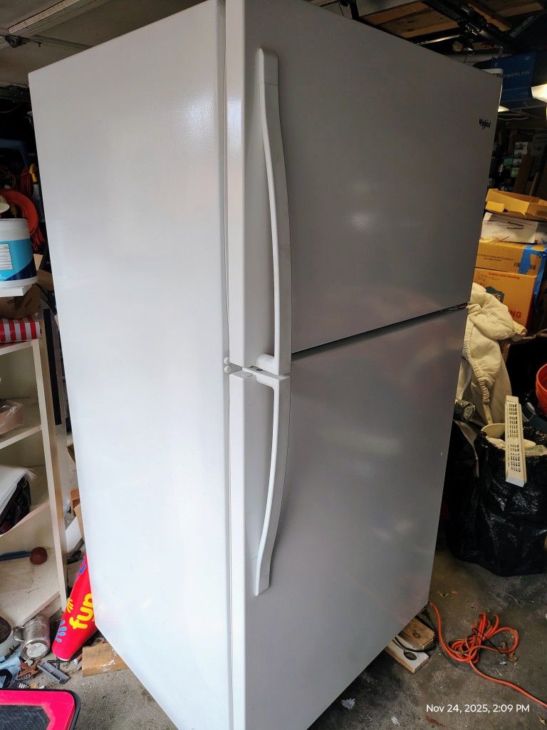 Westinghouse Refrigerator 20 Cu.  2.5 Years Old