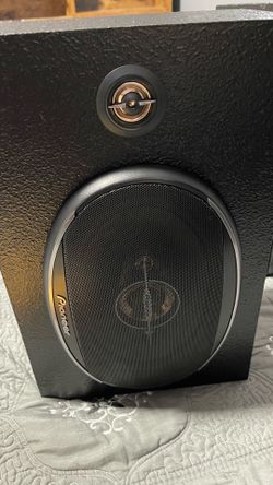 Pioneer speakers
