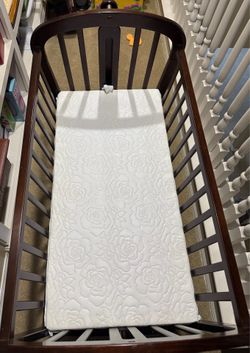 Baby cradle wooden